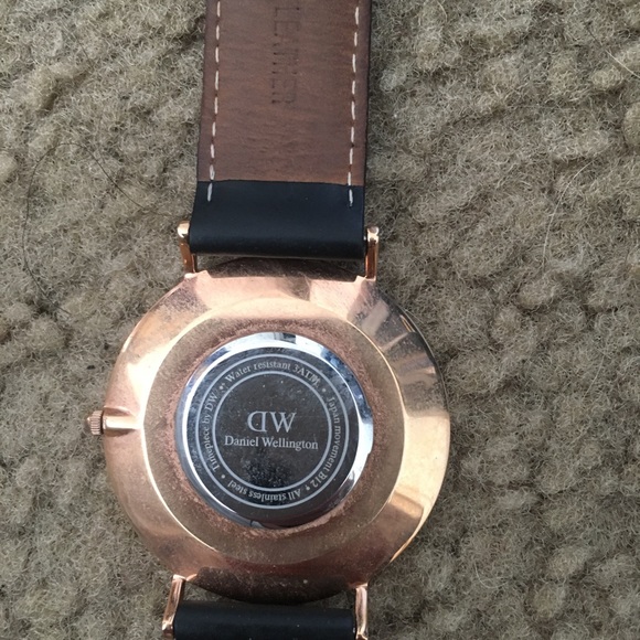 Daniel Wellington Watch - Picture 3 of 3